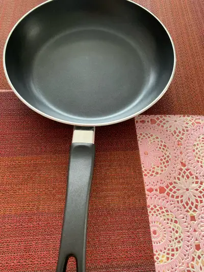 Brand new Lagostina flying pan , View more