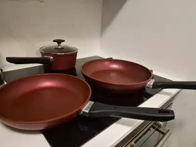 Paderno Pan and Pot Set (2 pans + 1 Lidded Pot), View more