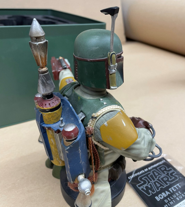 Gentle Giant Star Wars Boba Fett Deluxe Mini Bust 2013 SDCC in Arts & Collectibles in Regina - Image 3