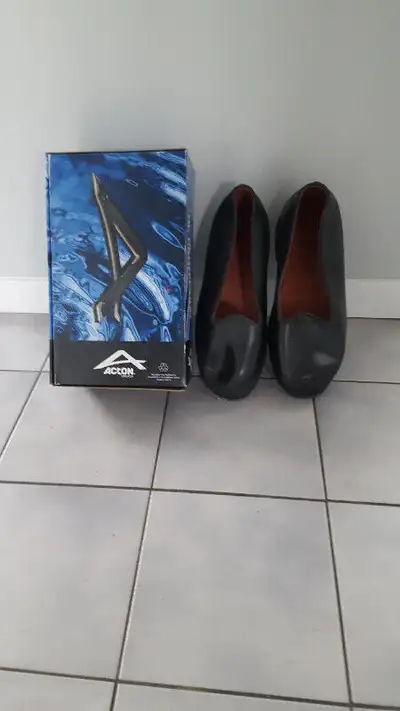 Couvre chaussure pour homme marque Acton pointure 12, View more