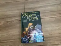 NancyDrew Diaries - 2 graphic novels in one book