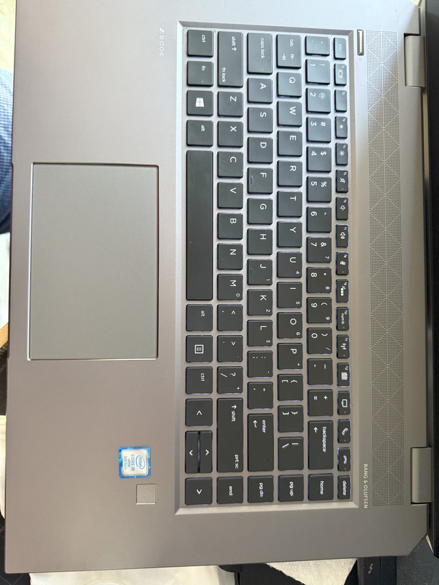 4K LAPTOP, FAST AND FUNCTIONAL. in Laptops in Markham / York Region - Image 2