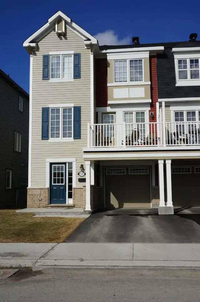 End Unit Three Bedroom village townhouse Stittsville Ottawa