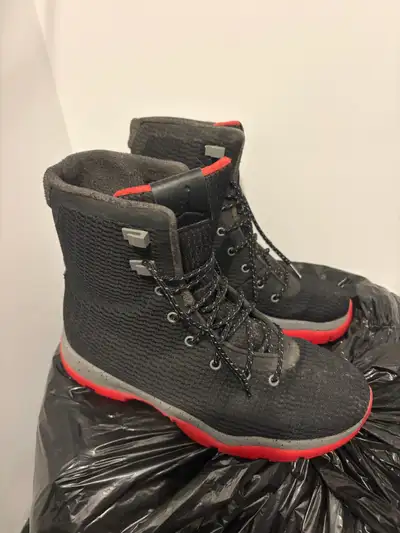 bouillon homme pointure 7 -8 Jordan, View more