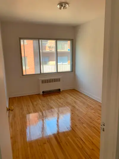 Logements à louer – Ville Saint-Laurent (31-2170 rue Scott,