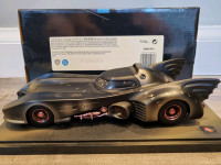 1:18 Diecast Hot Wheels 1989 Batmobile Battle Damage Movie Car