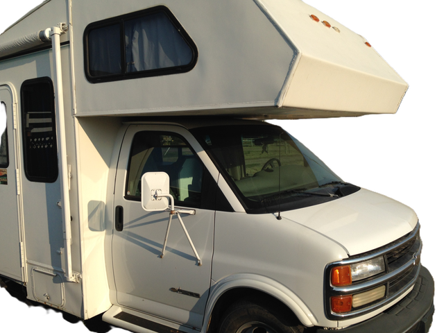 RV sleeps 6, 6 seatbelts Class C GMC CUTAWAY 24ft gas Motorhome in RVs & Motorhomes in Medicine Hat - Image 4