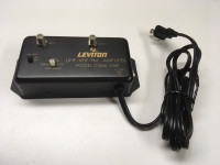 Amplificateur de signal UHF/VHF/FM  Mod: C5556   20db