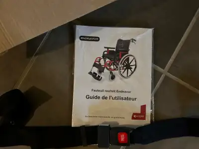 Fauteuil roulant avec frein au poignée, View more
