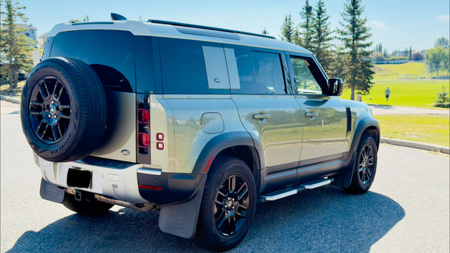 Land Rover Defender in Cars & Trucks in Calgary - Image 3