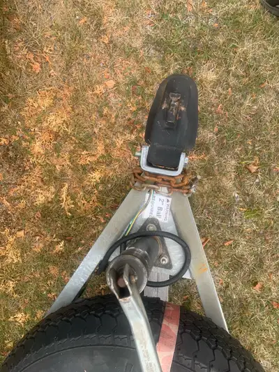 Je vends ma remorque utilitaire 5x10, parfaite pour divers travaux. Elle est en bon état et prête à...