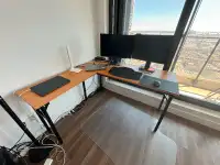 Bureau en coin / L-Shaped Corner Desk