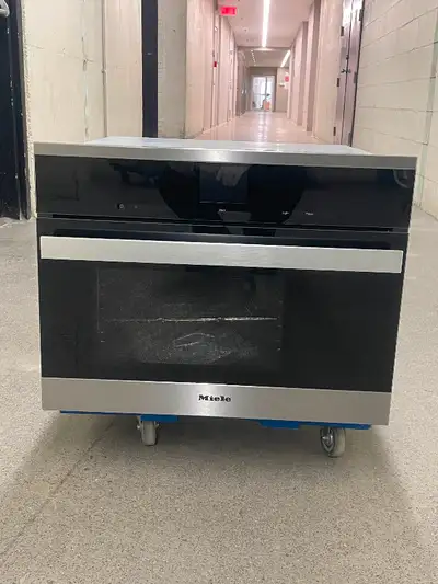 Neuf Miele 24" Four à vapeur convection DG6600, View more