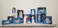 Crèche vintage AVON 16 figurines en porcelaine  