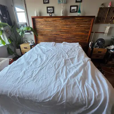 Queen/King White Linen Duvet, View more