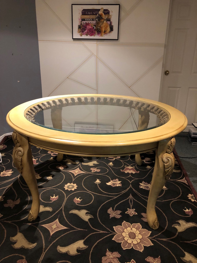 Gorgeous Glass dinette table set in Dining Tables & Sets in London - Image 2