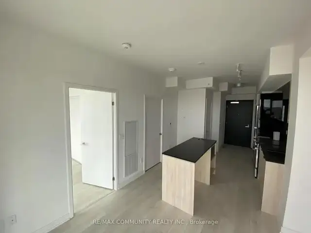 1 bedroom 1 bathroom condo in North York in Long Term Rentals in City of Toronto - Image 8