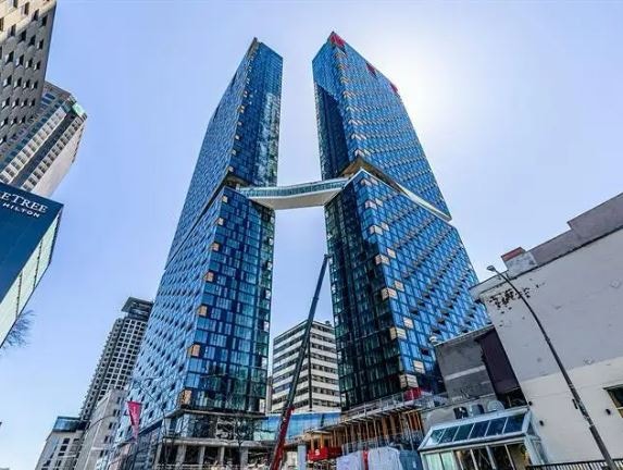 The Maestria Tower Condo 1 bedroom 3 1/2 for rent (Mcgill) — photo 1