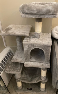 Feandrea 44.1-Inch Cat Tree