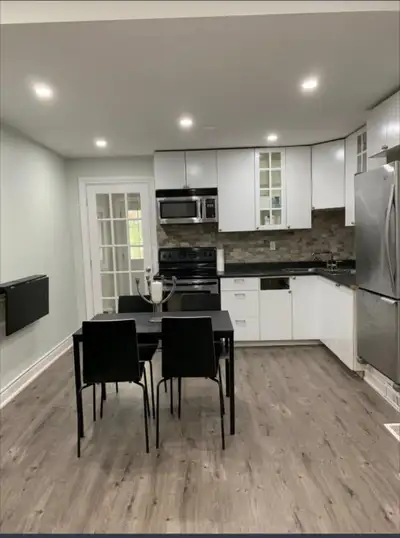 2 bedroom Main floor apartment