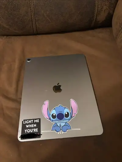 iPad Air 13” (M2) 128GB, View more