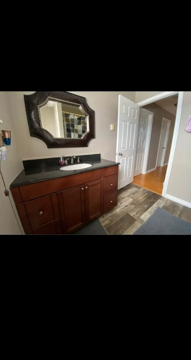 ✨ Rooms for Rent - Girls Only ✨63793658271619123