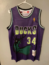 NBA Jerseys (S, M, L)