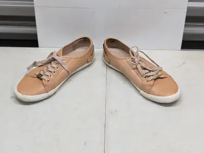 Carvela Kurt Geiger Sneakers, View more