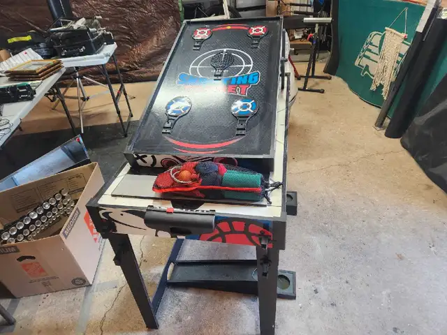 garage sale!63654762430723122