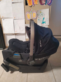 Nuna siège bébé pour voiture / infant car seat