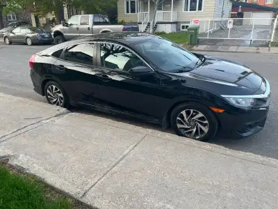 2018 Honda Civic SE 94 575 Km - Encore sous la Garantie prolongée Honda Plus, sièges chauffants, mir...