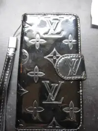 Louis Vuitton  Leather Iphone Folio Case Cell   Phone  Wallet