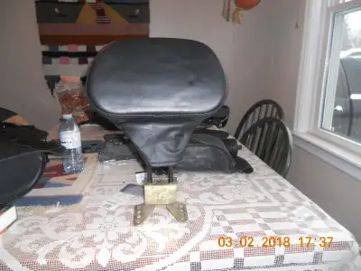 harley rider backrest with mount in excellent condition they will fit 1996 to 2016 ? or when ever th...
