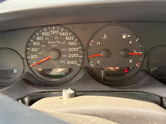 2001 Chrysler513080887954657284