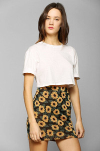 URBAN OUTFITTERS Jaquard Sunflower Mini Skirt *BRAND NEW W/TAGS*