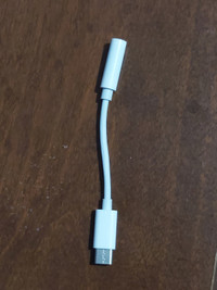 USB Type C to 3.5mm Headphone Jack Adapter