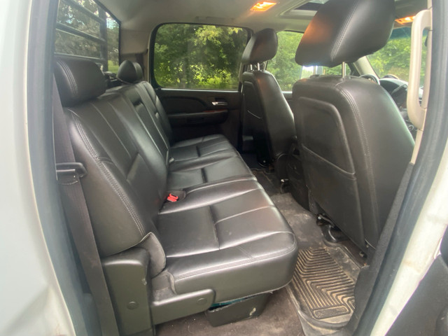 2013 GMC SIERRA SLT 3500 DURAMAX in Cars & Trucks in St. Albert - Image 4