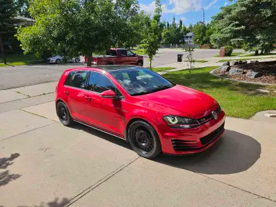 **2015 Volkswagen Golf GTI Autobahn | 105,000 km | 2 Sets of Wheels | Excellent Condition** Well-mai...