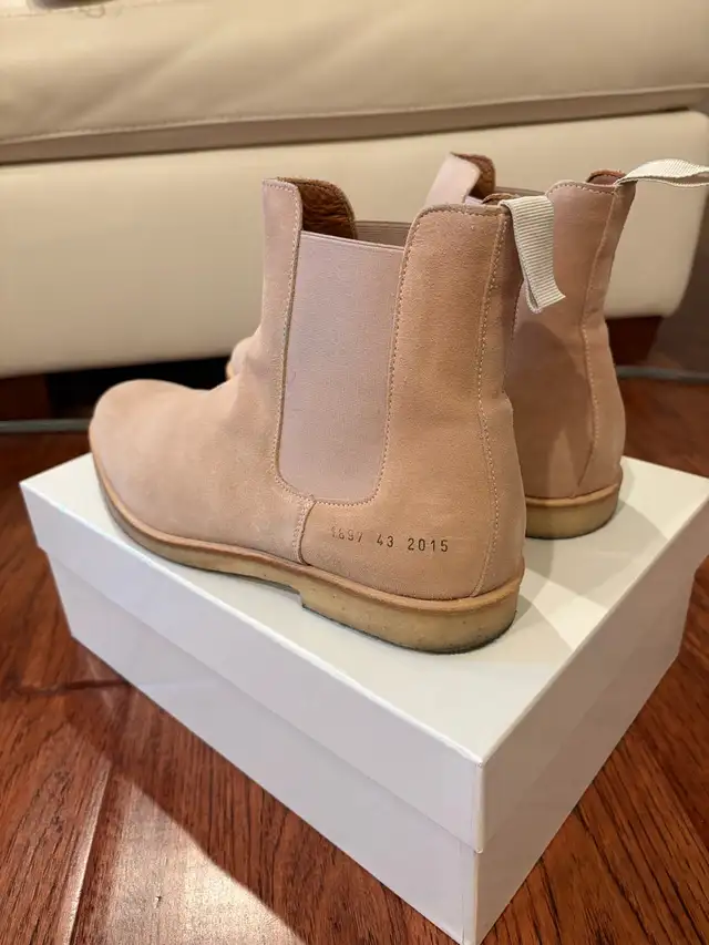 Common Projects Suede Boots in Men's Shoes in Markham / York Region - Image 3