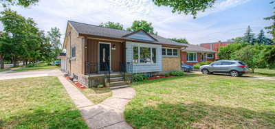 Three bedroom detached bungalow for lease in Heritage Park neighbourhood. Close to supermarkets, sho...