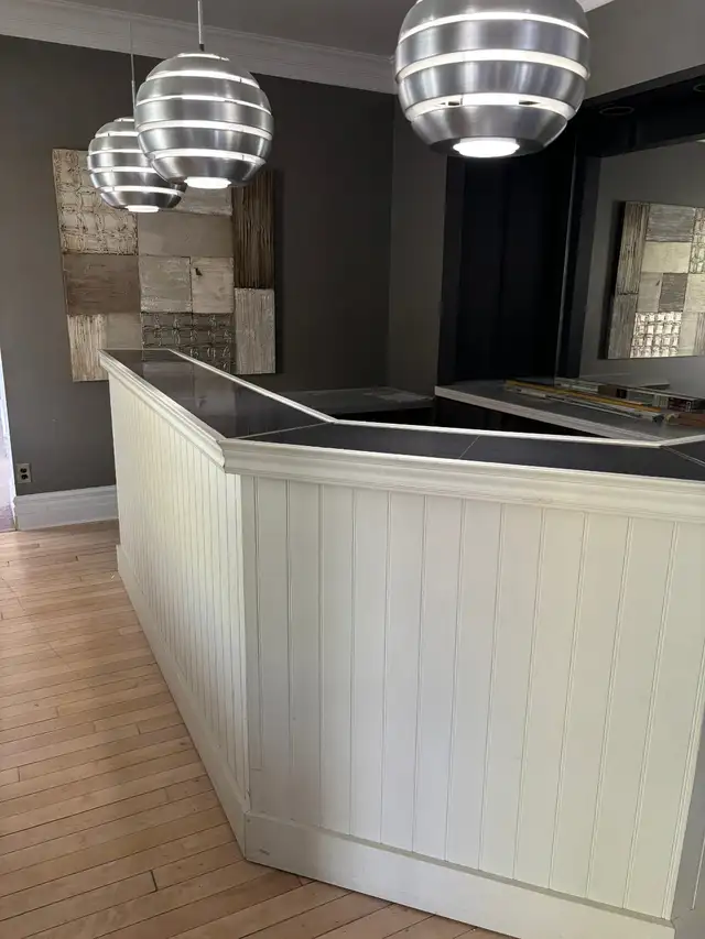 Centrally located, Large Single Rooms available