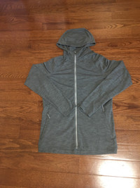 Mens lululemon hoodie - size S like new!