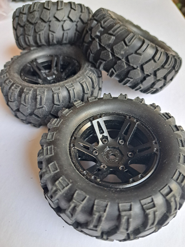 Steel Beadlock Wheels & KRT Tires Set for RC Crawler Upgrade! in Other in City of Toronto