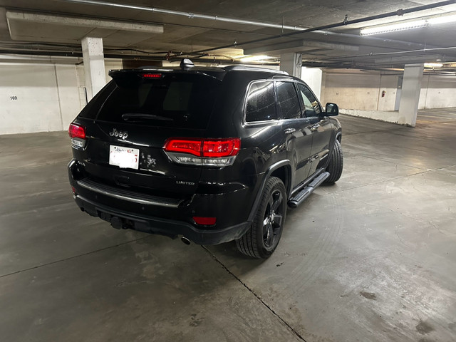 2015 Jeep Grand Cherokee Hemi V8 in Cars & Trucks in Calgary - Image 3