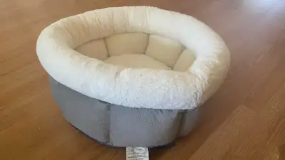 dog or cat or pet circle bed , View more