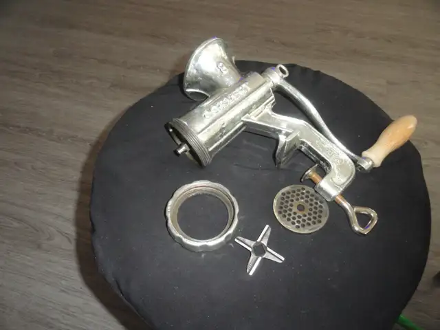 Porkert Meat Grinder64141848058754124