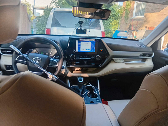 2025 highlanderxle in Cars & Trucks in Ottawa