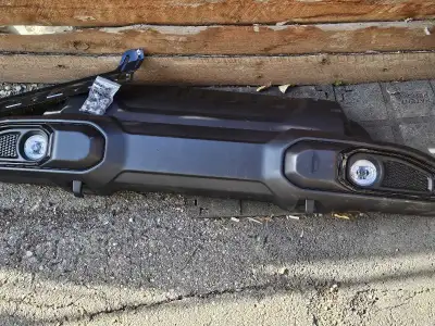 Ome front bumper off 2026 jeep willy changed out for aftermarket New condition