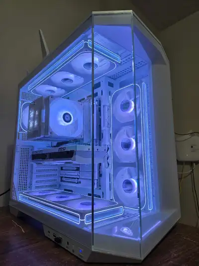 PRICE FIRM & NO TRADES NOT INTERESTED IN PARTING OUT. ALL WHITE & CABLE-LESS PC newly built to sell....