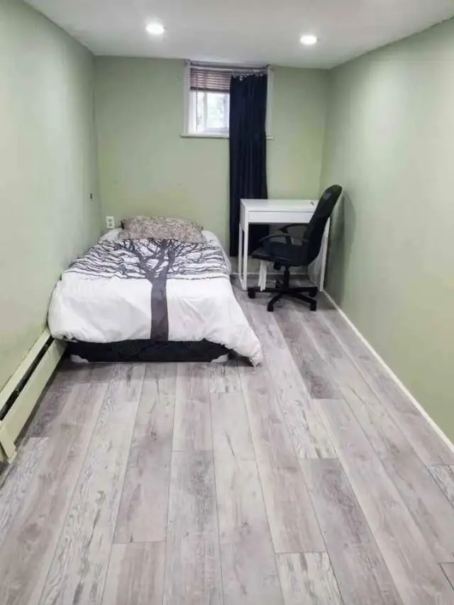 Room For Rent in Room Rentals & Roommates in Kitchener / Waterloo - Image 4
